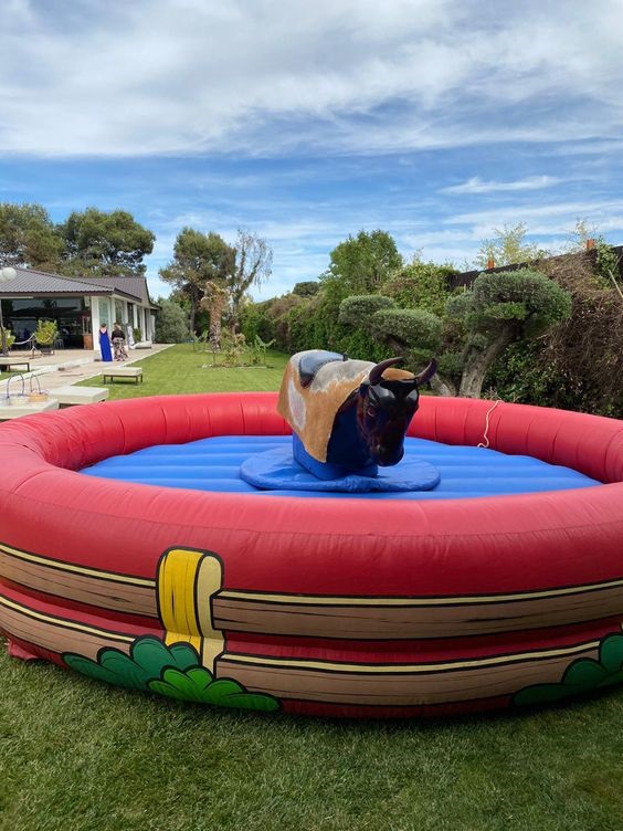 tour-listing-details-slide